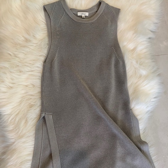 Wilfred tank sweater